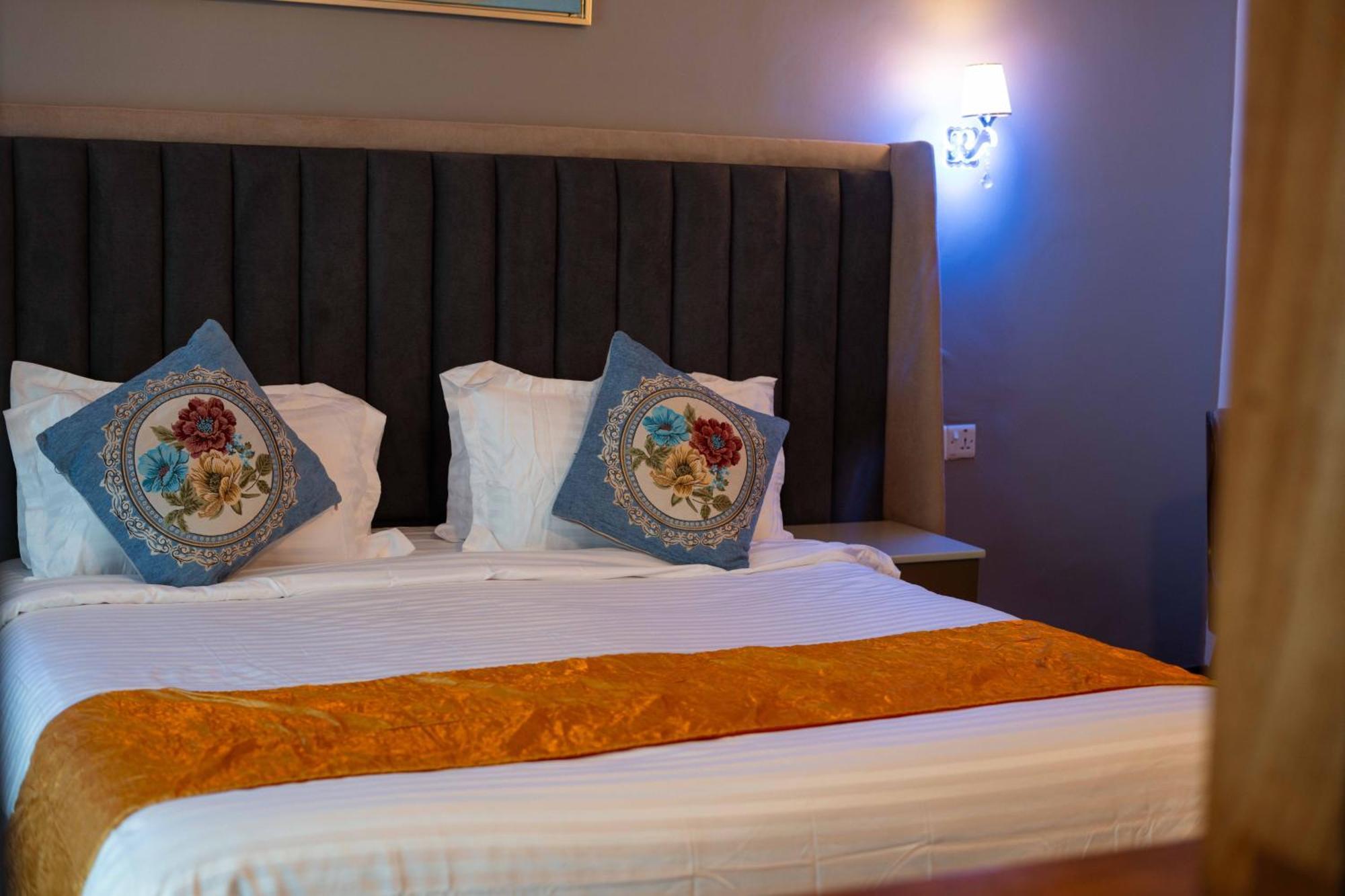 Canary Hotel & Spa Нунгви Екстериор снимка