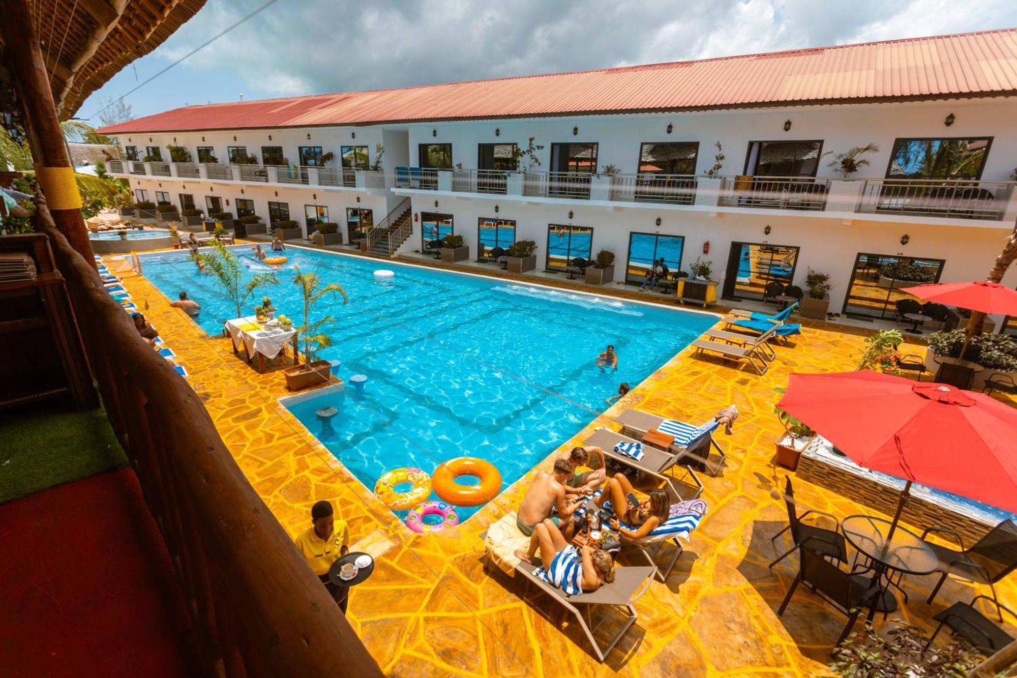 Canary Hotel & Spa Нунгви Екстериор снимка