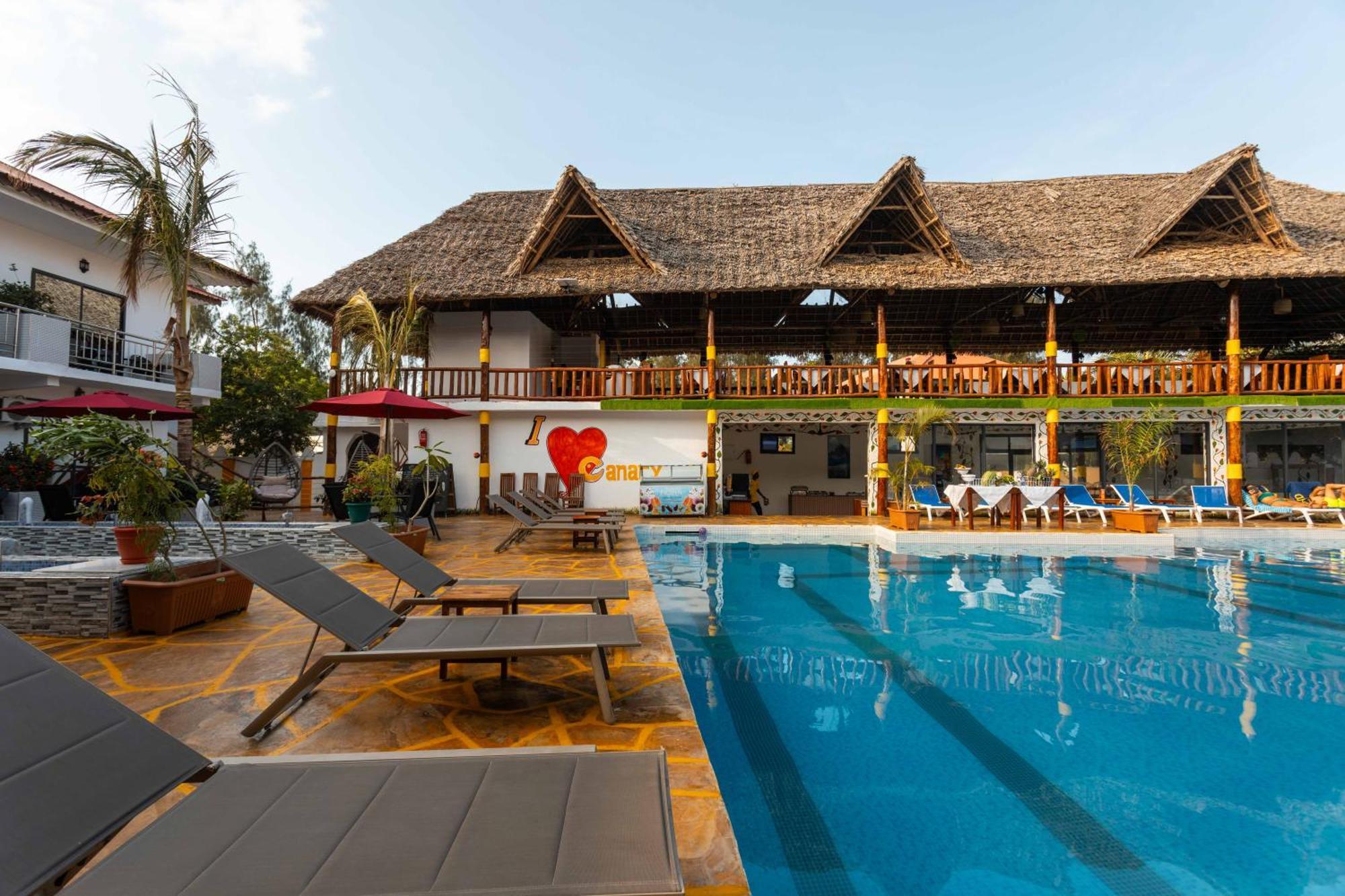 Canary Hotel & Spa Нунгви Екстериор снимка