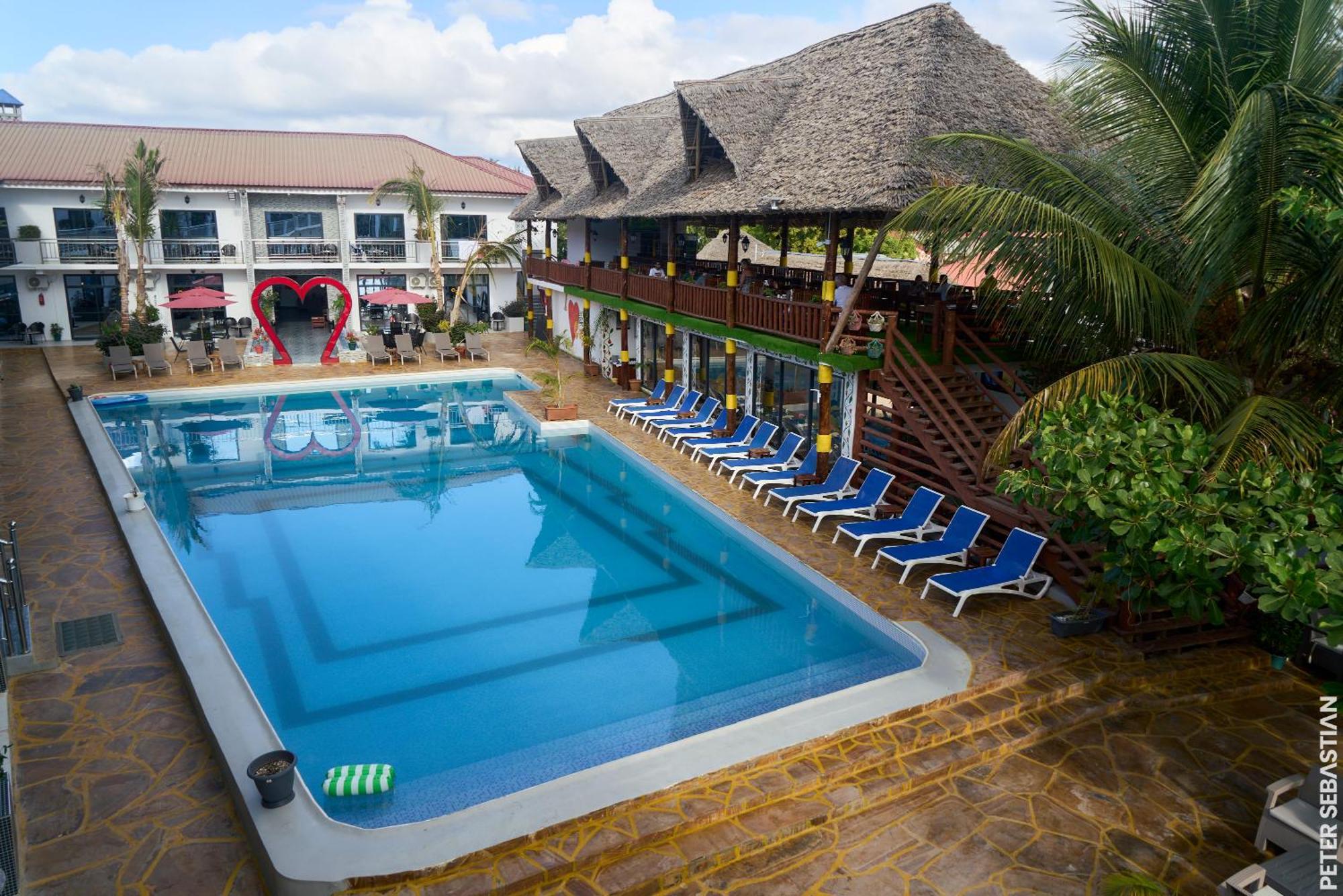 Canary Hotel & Spa Нунгви Екстериор снимка