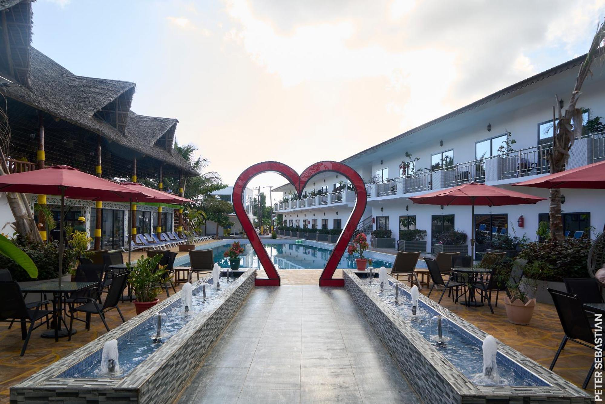 Canary Hotel & Spa Нунгви Екстериор снимка