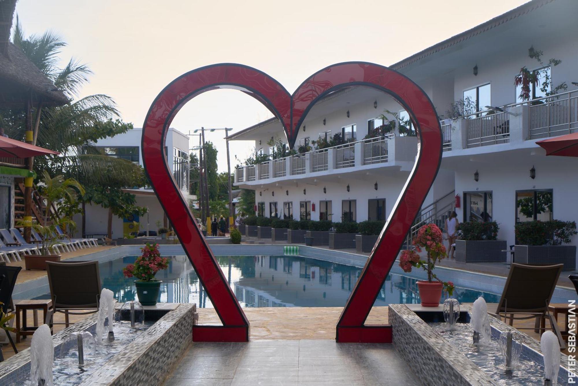 Canary Hotel & Spa Нунгви Екстериор снимка