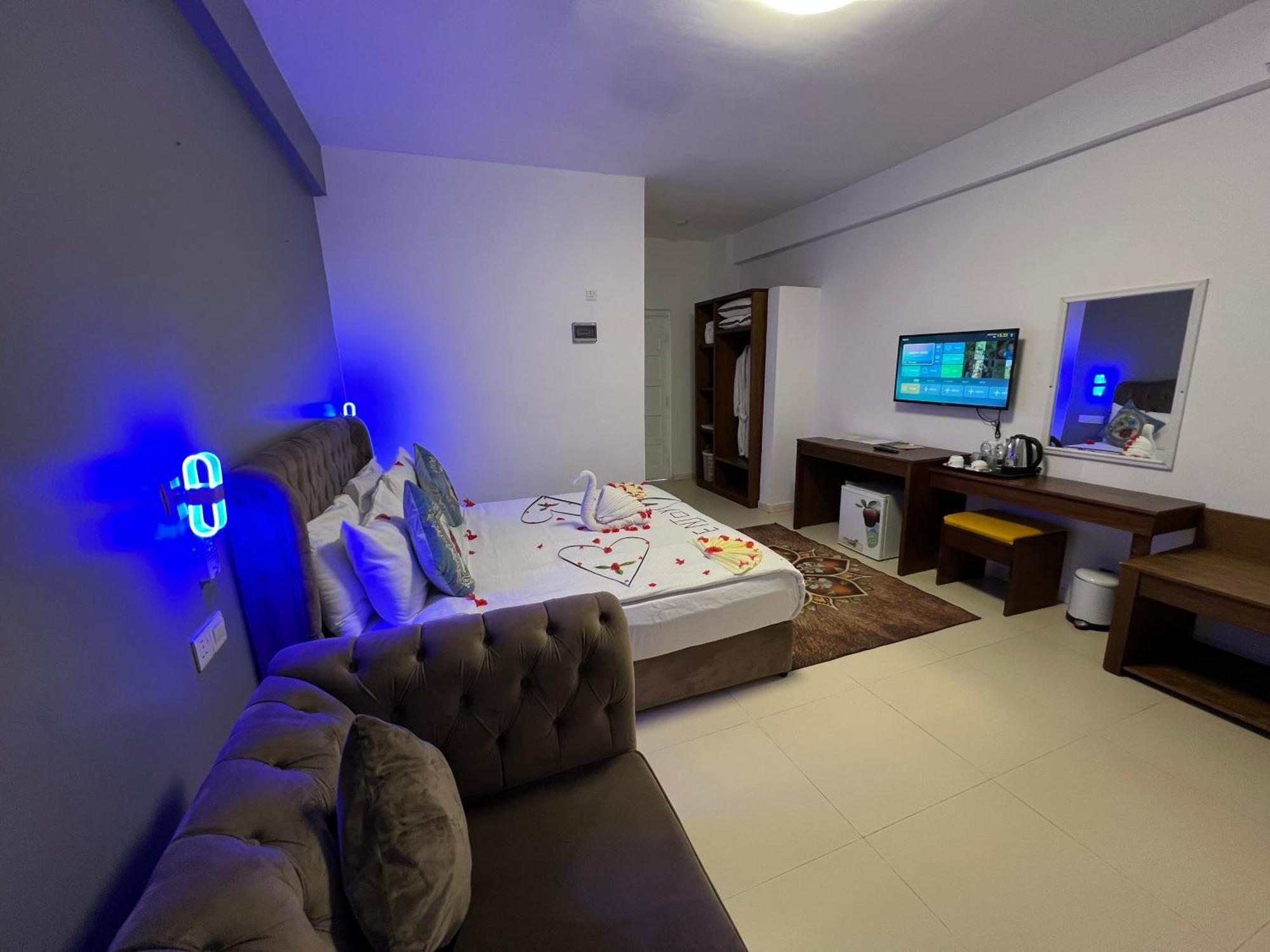 Canary Hotel & Spa Нунгви Екстериор снимка